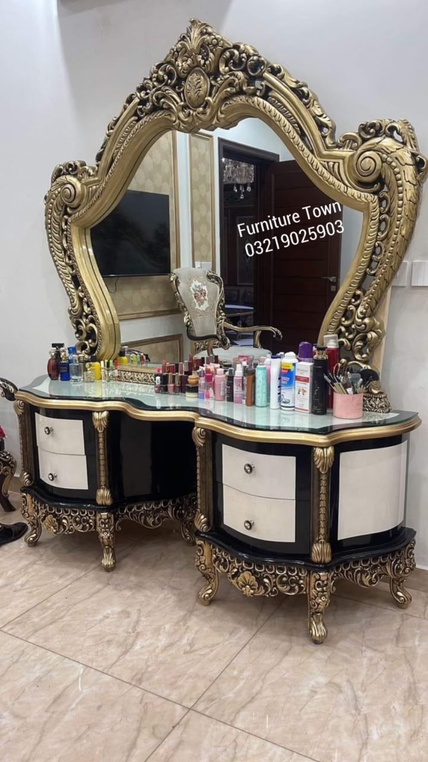 Ornate Dressing Table in Peshawar